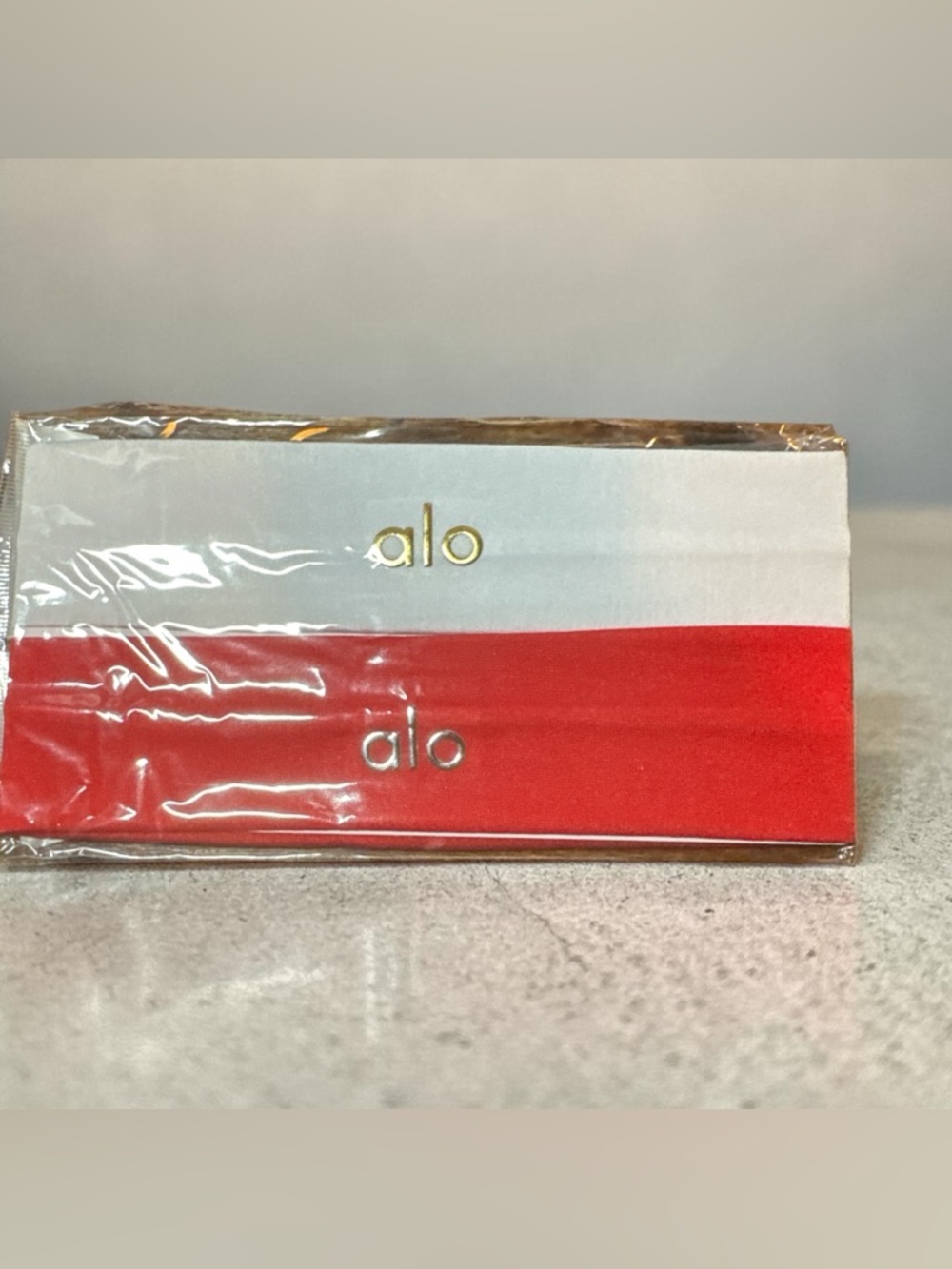 Alo Women’s NIP Elastic Headband Set - White & Red